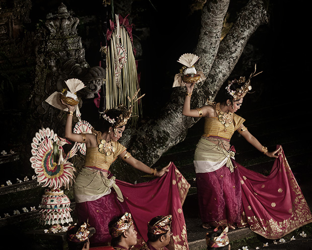 Hindi Dancers - Bali Indonesia